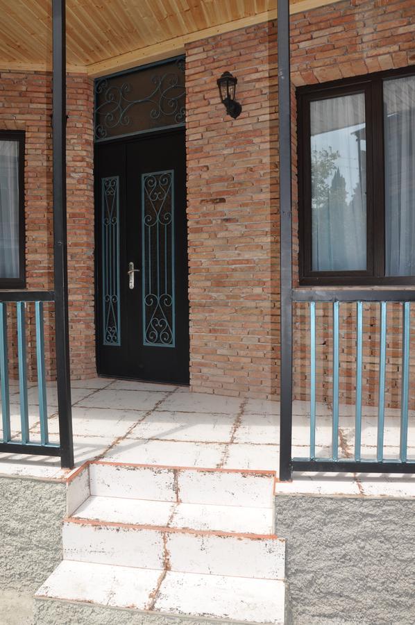 Dari Apartament Tiflis Exterior foto